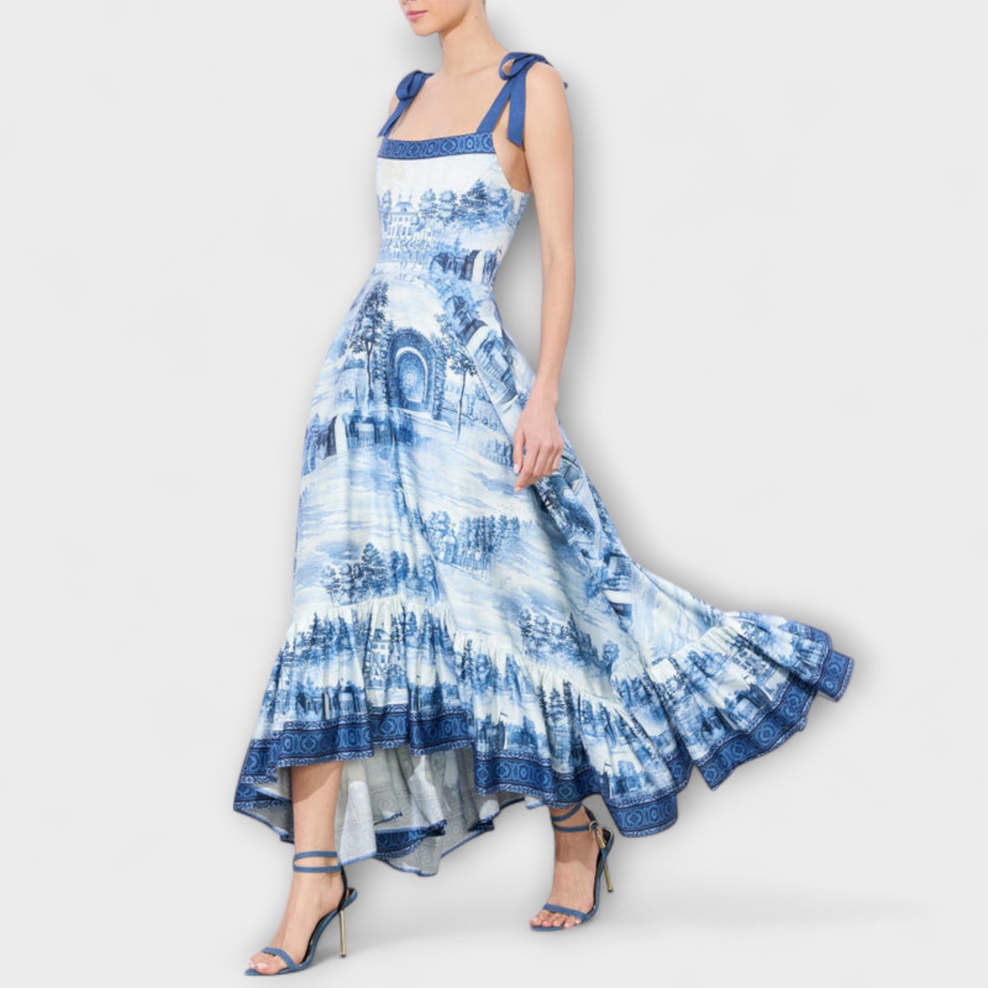 Lucia - Sjarmerende blomstrete maxikjole