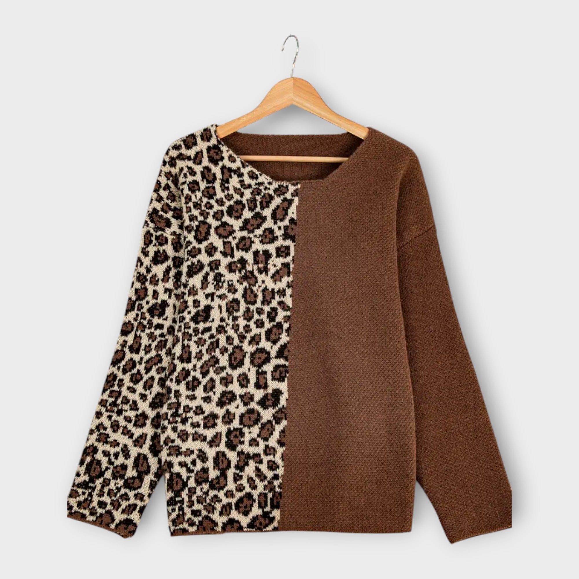 Marina - Casual genser med leoparddesign